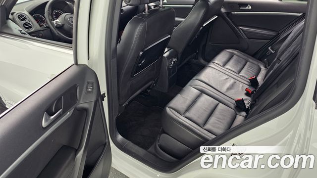 Volkswagen Tiguan 2.0 TDI R-Line 5N 2014 — фото 16
