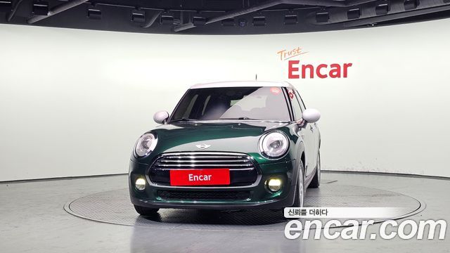 MINI Cooper 5Door Standard 3rd 2018 — фото 3