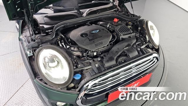 MINI Cooper 5Door Standard 3rd 2018 — фото 6