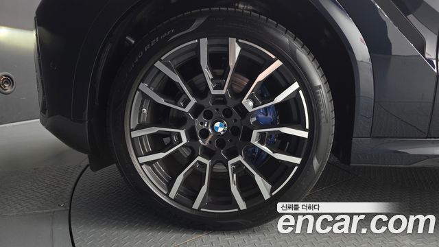 BMW X6 (G06) xDrive40i M Sport 2025 — фото 5