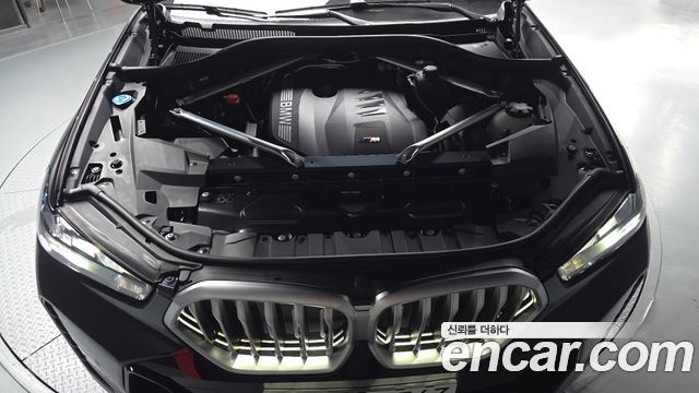 BMW X6 (G06) xDrive40i M Sport 2025 — фото 6