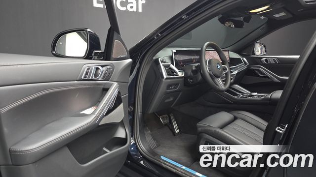 BMW X6 (G06) xDrive40i M Sport 2025 — фото 10