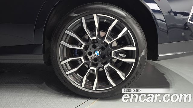 BMW X6 (G06) xDrive40i M Sport 2025 — фото 21