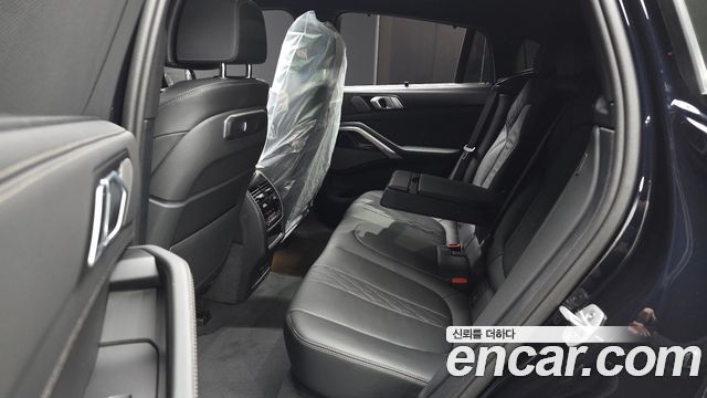BMW X6 (G06) xDrive40i M Sport 2025 — фото 26