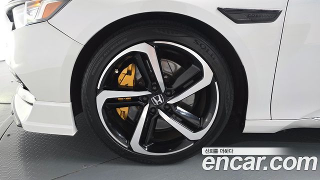 Honda Accord (X) 2.0 Turbo Sport 2018 — фото 5