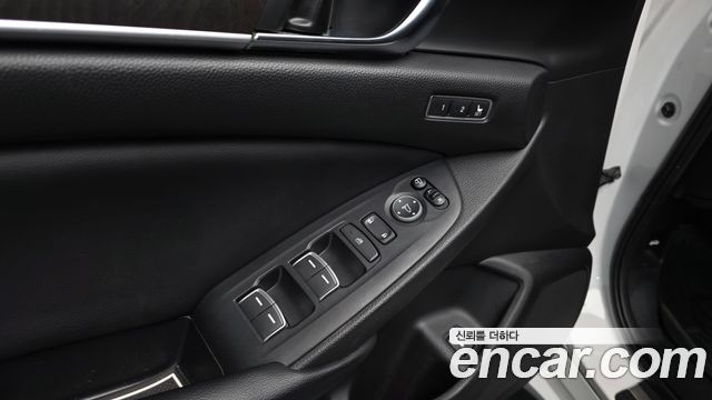 Honda Accord (X) 2.0 Turbo Sport 2018 — фото 29