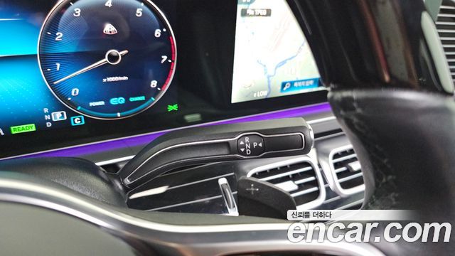 Mercedes-Benz GLS-Class (X167) Maybach GLS600 4MATIC 2023 — фото 9