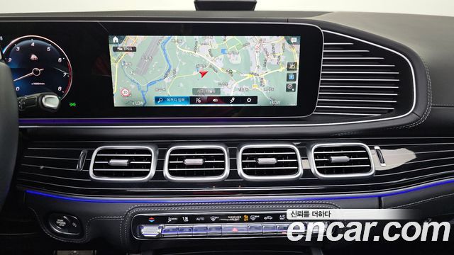Mercedes-Benz GLS-Class (X167) Maybach GLS600 4MATIC 2023 — фото 18
