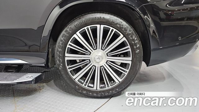 Mercedes-Benz GLS-Class (X167) Maybach GLS600 4MATIC 2023 — фото 27