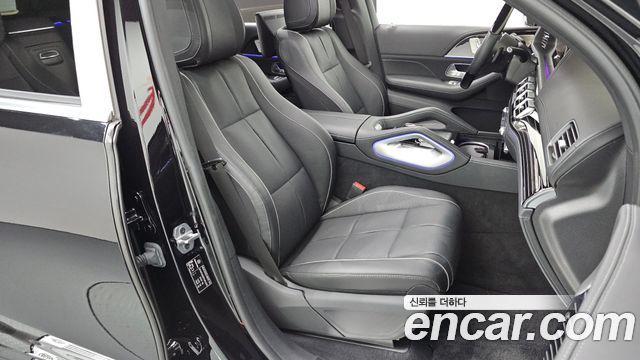 Mercedes-Benz GLS-Class (X167) Maybach GLS600 4MATIC 2023 — фото 32