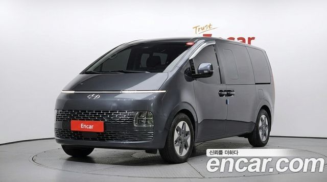 Hyundai Staria Tourer 11-Seater Modern 2022 — фото 1