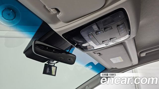 Hyundai Staria Tourer 11-Seater Modern 2022 — фото 15
