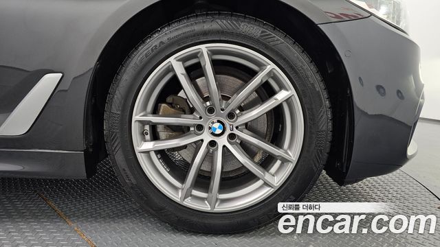 BMW 5 Series (G30) 520d M Sport Package Plus 2019 — фото 5