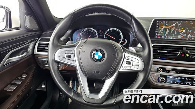 BMW 7 Series (G11) 740d xDrive M Sport 2019 — фото 13