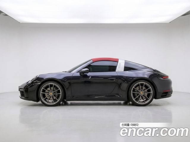 Porsche 911 (992) Targa 4