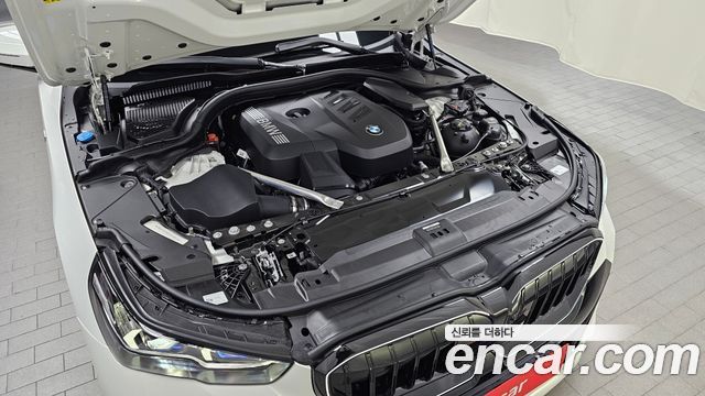 BMW 5 Series (G60) 520i M Sport 2025 — фото 6