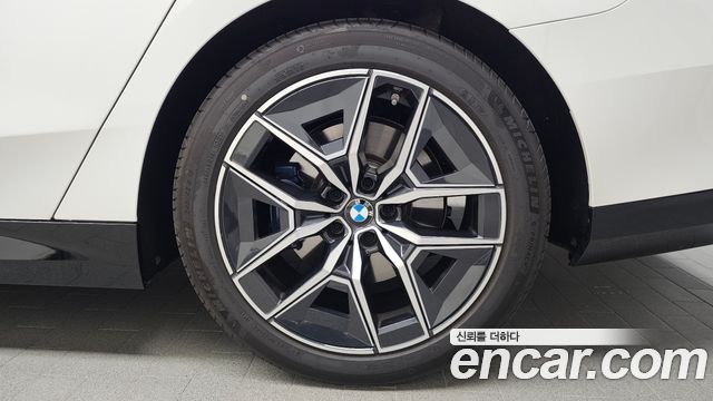 BMW 5 Series (G60) 520i M Sport 2025 — фото 21