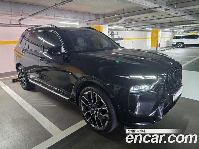 BMW X7 (G07) xDrive 40i M Sport 7STR 2024 — фото 2