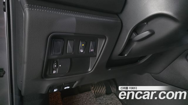 Renault Korea QM6 2.0 GDe PREMIERE 2WD 2020 — фото 28