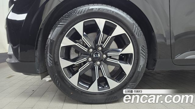 Kia Carnival (IV) Gasoline 9-Seater Prestige 2021 — фото 5