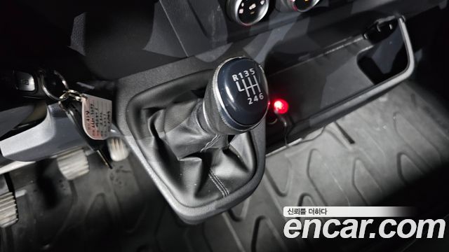 Renault Korea Master 2.3 Van S 2021 — фото 9