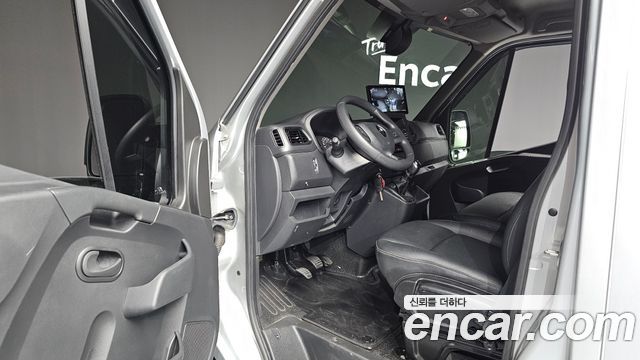 Renault Korea Master 2.3 Van S 2021 — фото 10