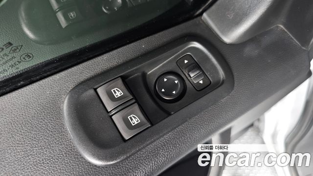 Renault Korea Master 2.3 Van S 2021 — фото 15