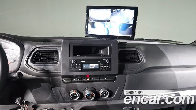 Renault Korea Master 2.3 Van S 2021 — фото 19