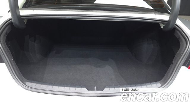 Kia K5 (III) 2.0 Prestige 2021 — фото 20