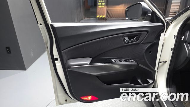 KG Mobility (SsangYong) Very New Tivoli Gasoline 1.5 2WD V3 2020 — фото 30