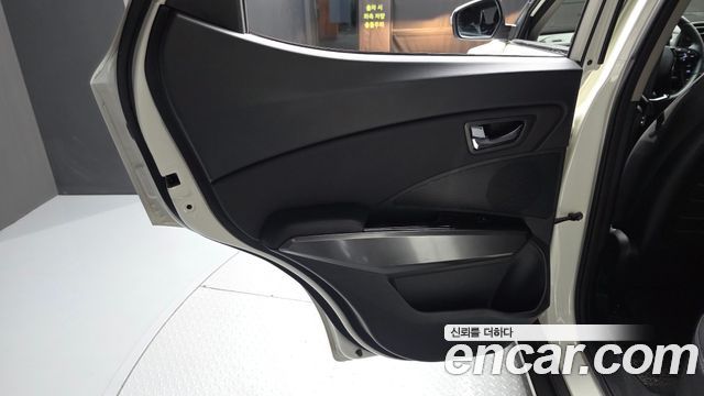 KG Mobility (SsangYong) Very New Tivoli Gasoline 1.5 2WD V3 2020 — фото 31
