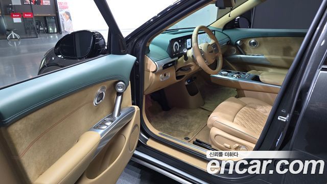 Genesis GV60 Standard 2023 — фото 10