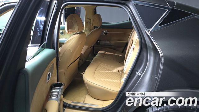 Genesis GV60 Standard 2023 — фото 11