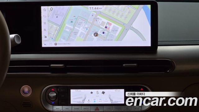Genesis GV60 Standard 2023 — фото 13