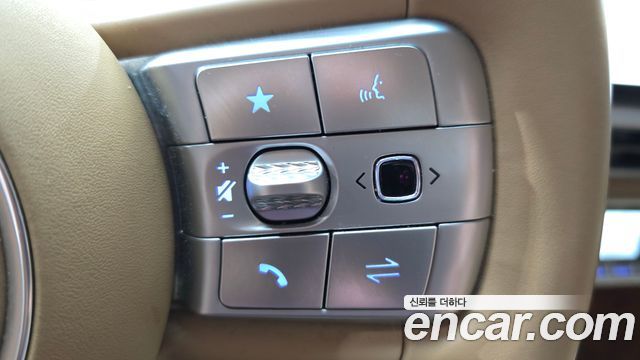 Genesis GV60 Standard 2023 — фото 17