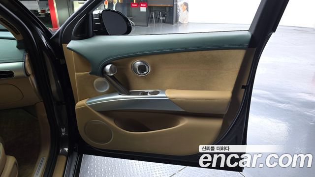 Genesis GV60 Standard 2023 — фото 25