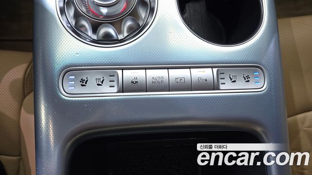 Genesis GV60 Standard 2023 — фото 30