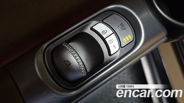 Genesis GV60 Standard 2023 — фото 35