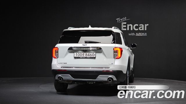 Ford Explorer (VI) 2.3 LimIted 4WD 2020 — фото 4