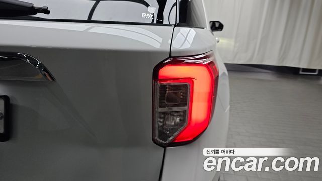 Ford Explorer (VI) 2.3 LimIted 4WD 2020 — фото 23