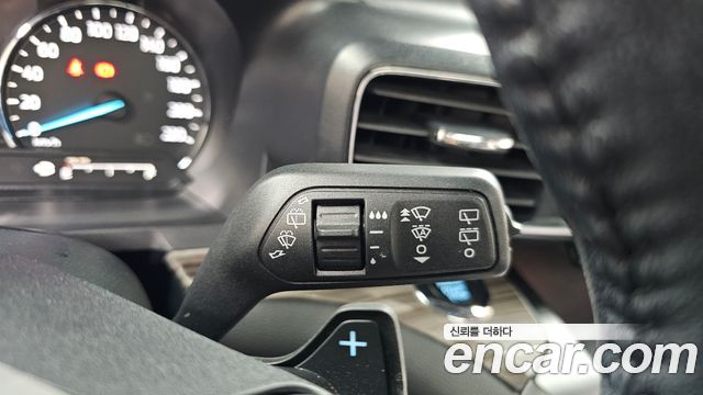 Ford Explorer (VI) 2.3 LimIted 4WD 2020 — фото 28