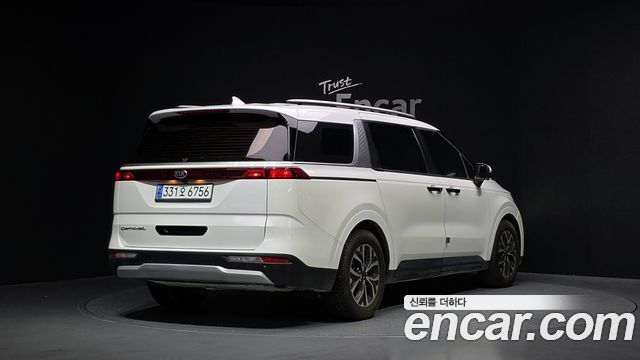 Kia Carnival (IV) Gasoline 9-Seater Prestige 2021 — фото 2