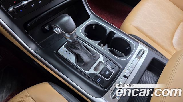 Kia Carnival (IV) Gasoline 9-Seater Prestige 2021 — фото 9