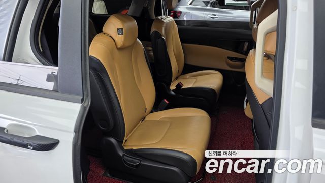 Kia Carnival (IV) Gasoline 9-Seater Prestige 2021 — фото 12