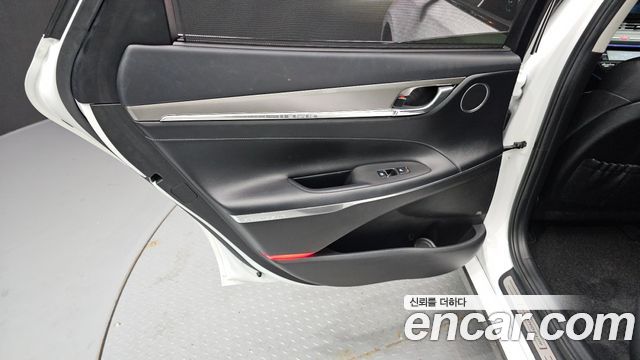 Hyundai Grandeur (IG) 3.0 LPi Rent Car Exclusive 2022 — фото 25