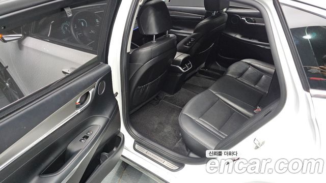 Hyundai Grandeur (IG) 3.0 LPi Rent Car Exclusive 2022 — фото 26