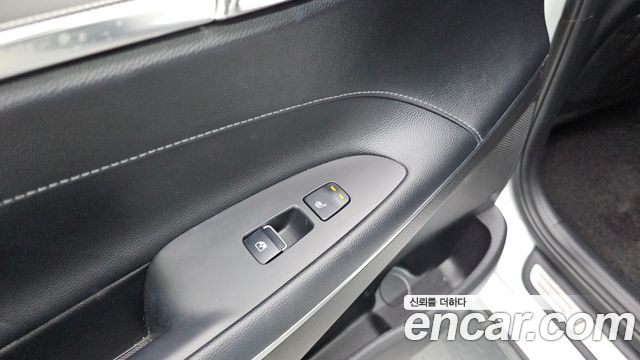 Hyundai Grandeur (IG) 3.0 LPi Rent Car Exclusive 2022 — фото 28