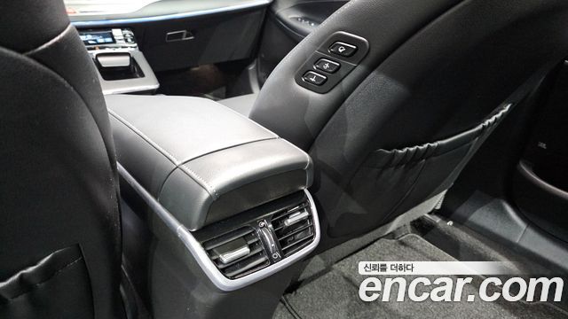 Hyundai Grandeur (IG) 3.0 LPi Rent Car Exclusive 2022 — фото 31
