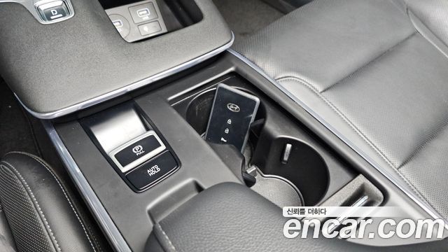 Hyundai Grandeur (IG) 3.0 LPi Rent Car Exclusive 2022 — фото 33