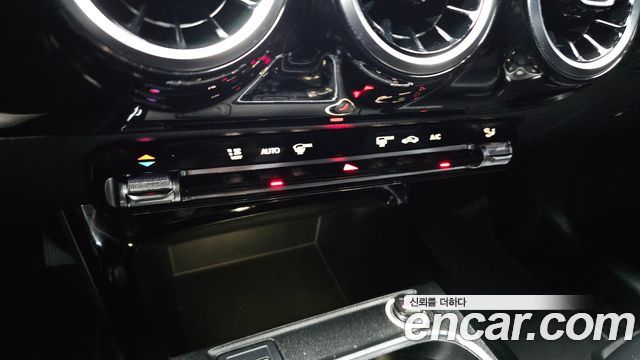 Mercedes-Benz A-Class (W177) A220 Sedan 2020 — фото 29